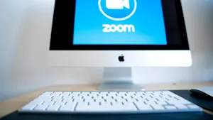 Experţii te învaţă cum să faci şedinţe eficiente pe Zoom 