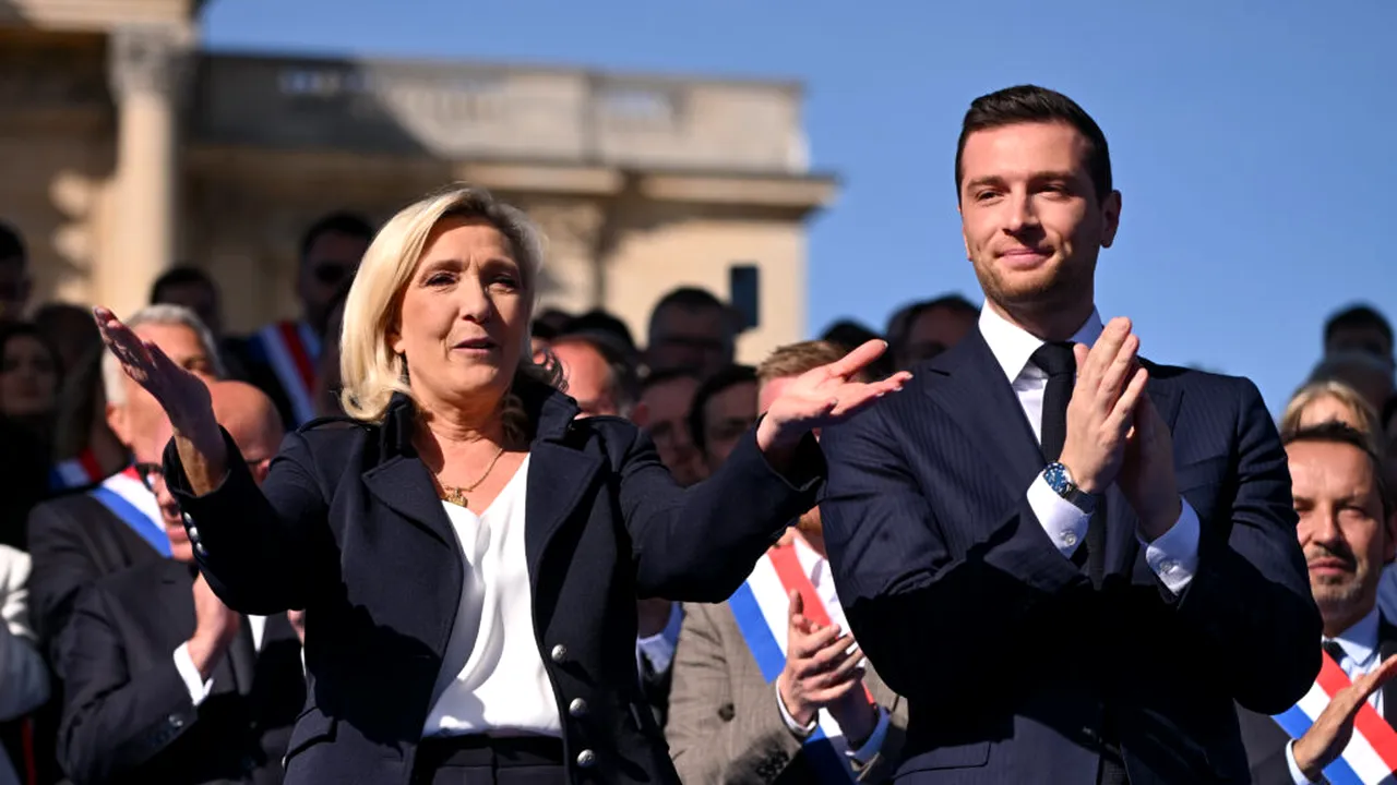 Parchetul francez anunță că solicită interzicerea candidaturii lui Marine Le Pen în alegeri. Procesul în apel a început în Franța