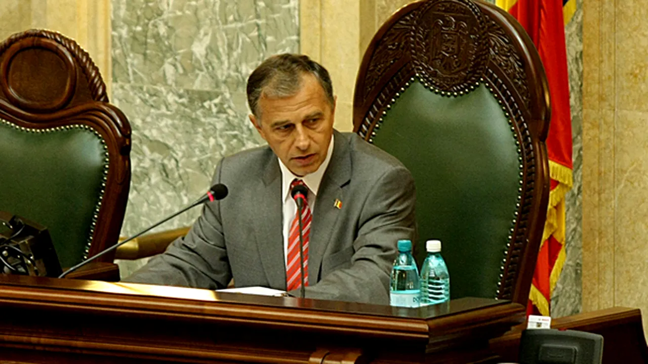 Şedinţa Senatului în care PDL vrea să ceară revocarea lui Mircea Geoană a început