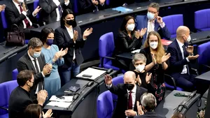 Olaf Scholz este noul cancelar al Germaniei. Era Merkel a luat sfârşit