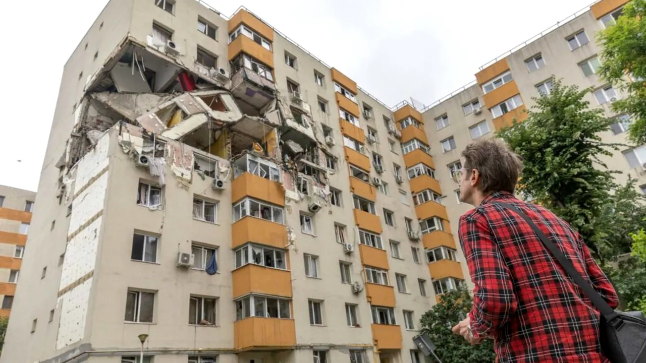 „Imaginile dezastrului abia acum încep”. Intervenție în premieră în România la blocul afectat de explozia din Rahova