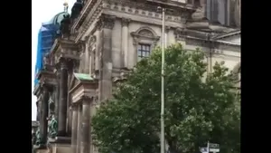 Incident ARMAT în Catedrala din Berlin. UPDATE: Cine era agresorul împuşcat de poliţist