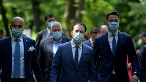 COMENTARIU Crenguţa Nicolae | Învăţăturile meciului Orban - Cîţu pentru cei care nu votează la congres