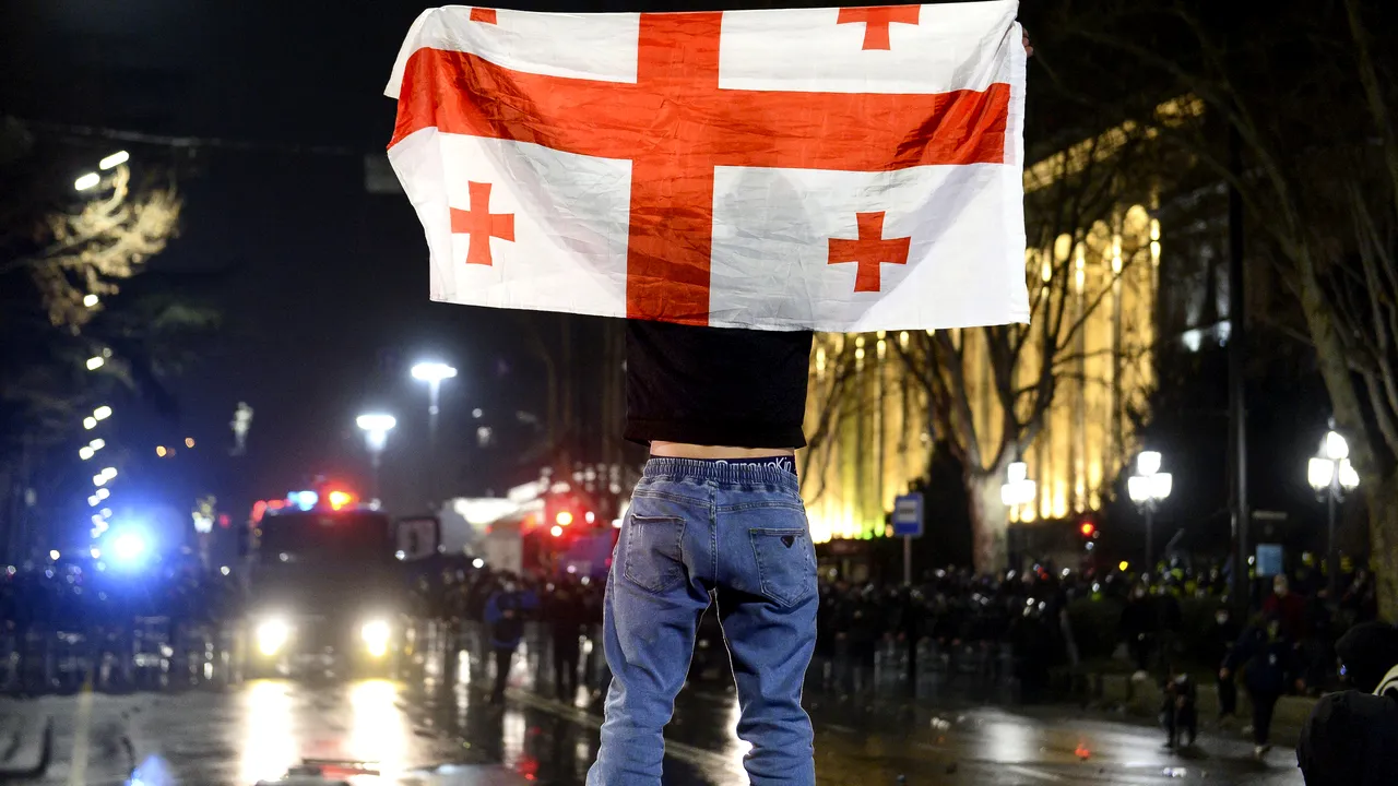 Acuzaţii la nivel înalt: Georgia învinuieşte un fost demnitar de complot. Ucraina este bănuită de implicare în răsturnarea guvernului de la Tbilisi