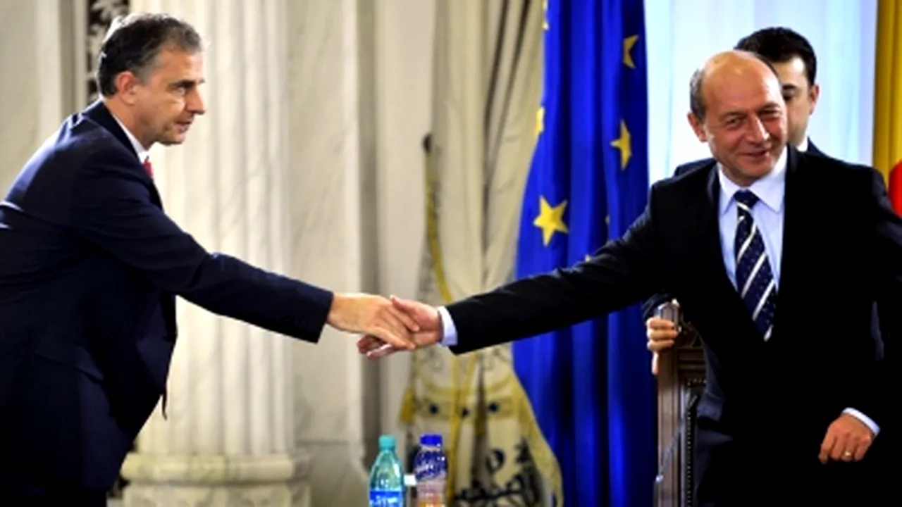 Băsescu: Îi spun lui Geoană, în turul doi, că eu sigur nu mai sunt comunist