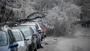 STB: Au fost înregistrate peste 110 avarii la reţeaua electrică a tramvaielor şi troleibuzelor