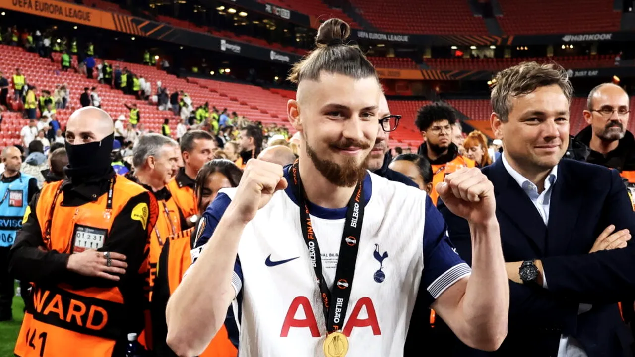 AS Roma este interesată de transferul lui Radu Drăgușin