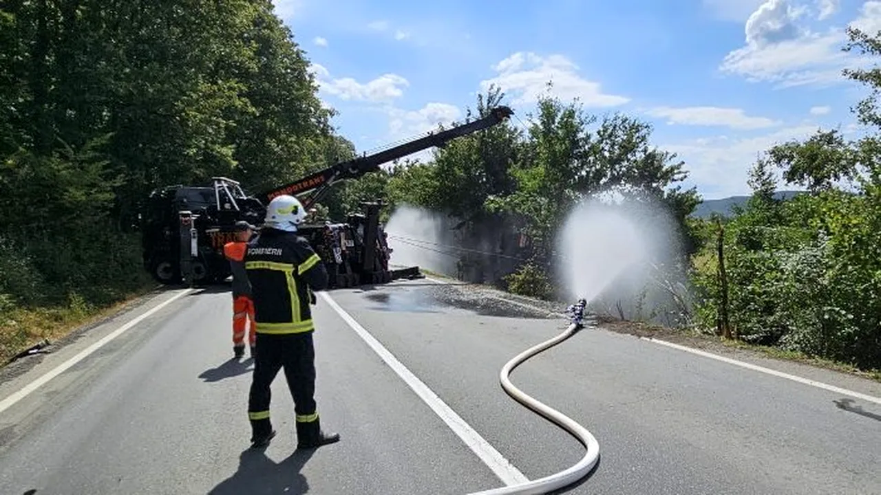 Firma care deţine autocisterna cu gaz lichefiat, răsturnată pe DN7, amendată