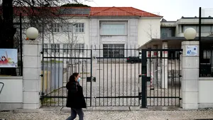 Ţara care a închis şcolile din cauza numărului alarmant de îmbolnăviri COVID-19