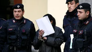 Români, arestaţi la Milano pentru gestionarea unei reţele de prostituţie