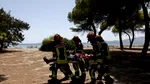 Grecia, dar fără vacanță: cum arată viața pompierilor români prepoziționați la Nea Makri | Pompier: „Familia este permanent în gândurile noastre”