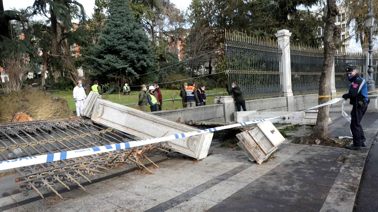 Atenţionare de călătorie: Furtuni puternice, anunţate în Spania până duminică