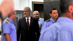Când ar putea să fie eliberat Adrian Năstase - Dezbatere Gândul LIVE