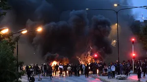 VIDEO Violenţa izbucneşte în oraşul suedez Malmo după acţiuni anti-islamice