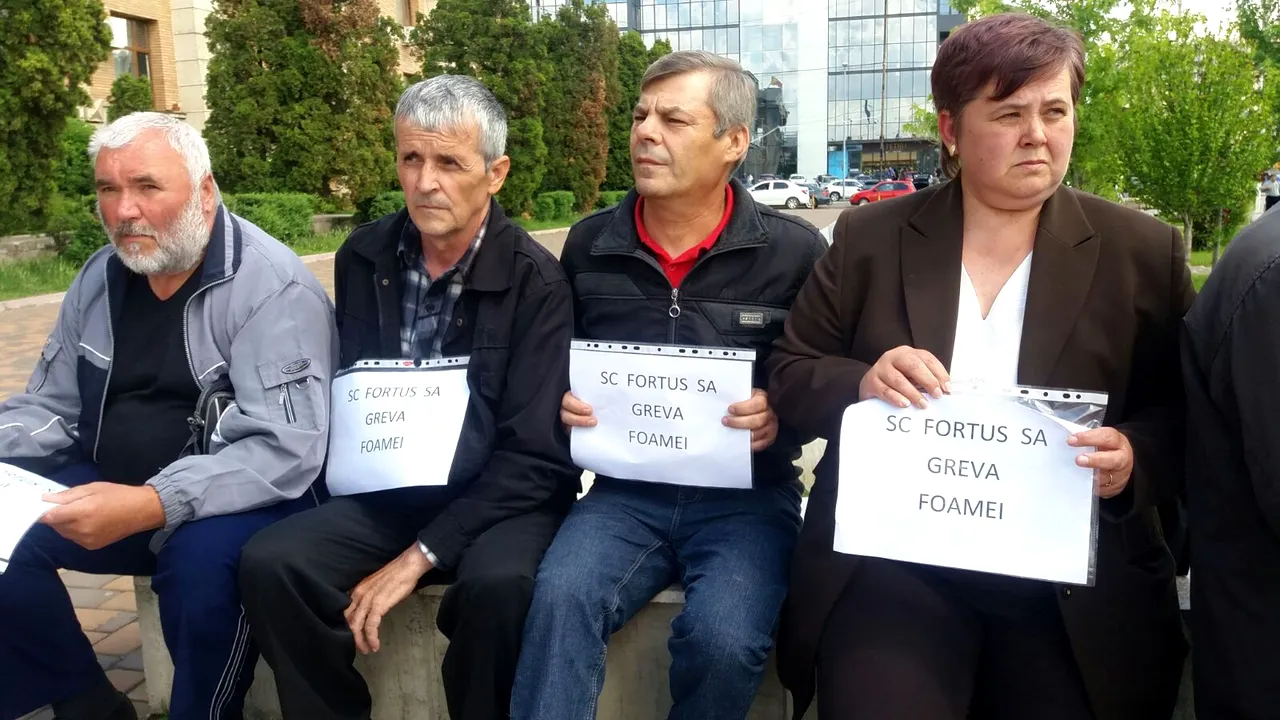 13 angajaţi ai fostului combinat de utilaj greu Fortus SA, din Iaşi, în greva foamei. Datoriile Fortus către salariaţi se ridică la peste 6 milioane de euro