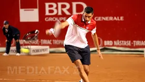 Victor Hănescu s-a calificat în turul doi la BRD Năstase-Ţiriac Trophy