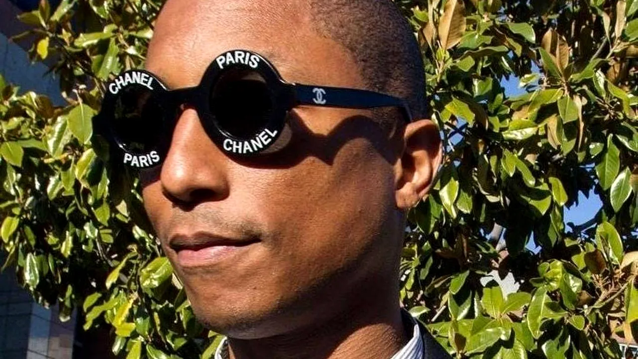 Vandalizări în serie pe Walk of Fame. Au fost vizate stelele lui Pharrell, Bublé şi a unei celebre vedete TV 