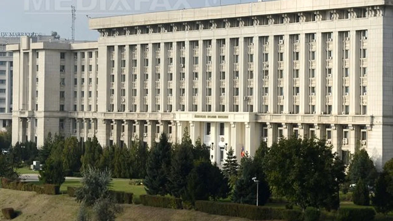 Băsescu: Angajamentul de creştere a resurselor pentru MApN este semn bun, dar poate trebuie mai rapid