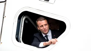 Preşedintele Franţei, Emmanuel Macron, vine joi în vizită în România