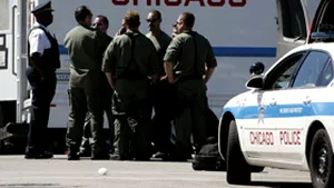 Treizeci de imigranţi ilegali, printre care şi români, arestaţi la Chicago