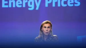 Summitul UE: Comisia Europeană şi statele membre vor adopta măsuri pentru atenuarea efectelor preţurilor la energie 