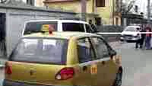 Ploieşti: Taximetrist găsit cu gâtul tăiat pe o stradă lăturalnică