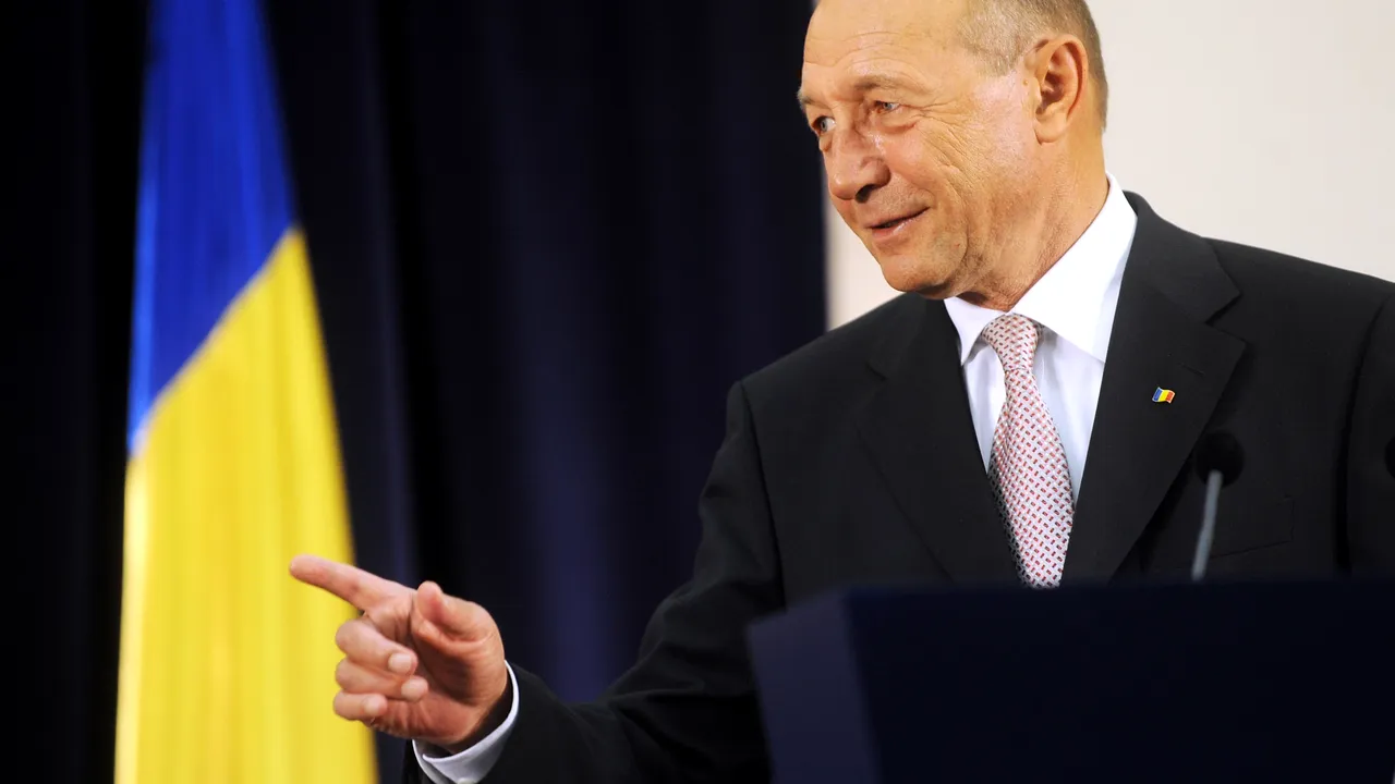 Băsescu către şefului statului: Să propună un pact de coabitare. Blocajul se vede groaznic/ Ce consideră că trebuia făcut în cazul 