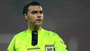 Haţegan şi Avram arbitrează meciurile din semifinalele Cupei României