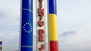 Un primar din Alba s-a amendat singur. Şi-a modificat acoperişul casei fără autorizaţie de la Primărie
