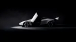 Elon Musk a prezentat mașina care zboară, se răsucește în aer și sare peste alte vehicule. Ce poate face noul Tesla Roadster