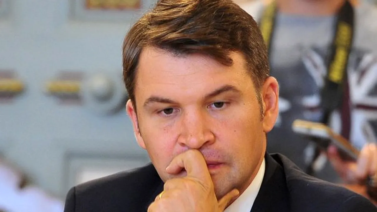 PNL: PSD vrea să fie profesor de moralitate şi anti-corupţie în timp ce îşi protejează parlamentarii