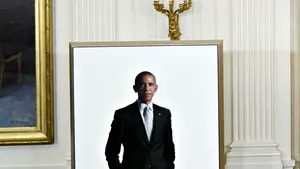 Trump a mutat portretele lui Obama și Bush într-o zonă mai puțin vizibilă a Casei Albe