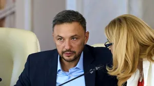 Deputat AUR: Reforma administraţiei complică şi mai mult relaţia dintre cetăţean şi autoritate