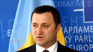 Vlad Filat cere explicaţii ambasadei Moscovei cu privire la vizita unor deputaţi ruşi la Tiraspol