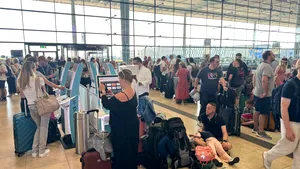 Germania: Aeroportul din Bremen închis temporar după survolul unei drone „de origine necunoscută”