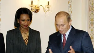 Vladimir Putin a sugerat SUA să instaleze scutul antirachetă 