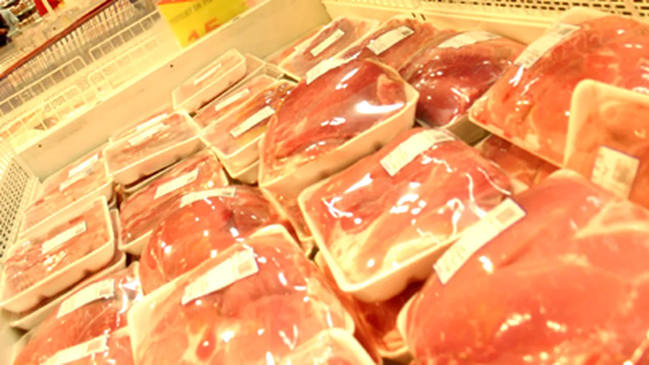 Constatarea unui producător de mezeluri: Consumul de carne scade 