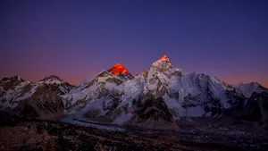 Geologii descoperă de ce Muntele Everest creşte în înălţime în fiecare an
