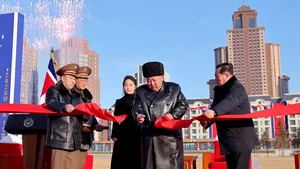 Kim Jong-un inaugurează un nou cartier de locuințe pentru familiile soldaților nord-coreeni uciși în Ucraina