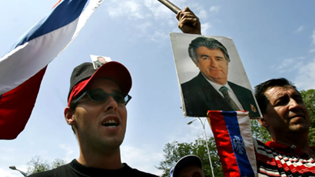 Naţionaliştii sârbi vor manifesta împotriva extrădării lui Karadzici
