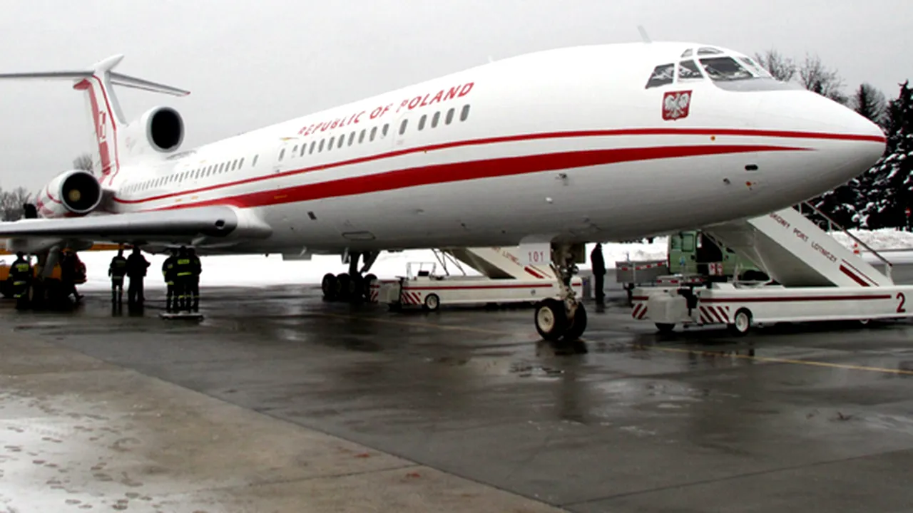 Avionul bulgar Tu-154, blocat la sol până la elucidarea cauzelor accidentului de la Smolensk