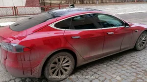 FOTO | Bolid de lux, căutat în Norvegia, descoperit de poliţiştii de frontieră ieşeni. Ce le-a spus şoferul vameşilor