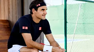 Roger Federer scoate la licitaţie echipamentul sportiv din momentele de glorie ale carierei sale