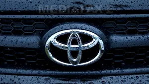 Toyota recheamă în service aproape 1,3 milioane vehicule