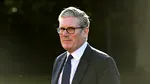Interdicția fumatului, propusă de Keir Starmer, riscă să încalce un acord cheie post-Brexit cu UE