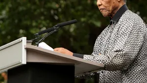 Concert anti-SIDA la Londra, organizat de Nelson Mandela