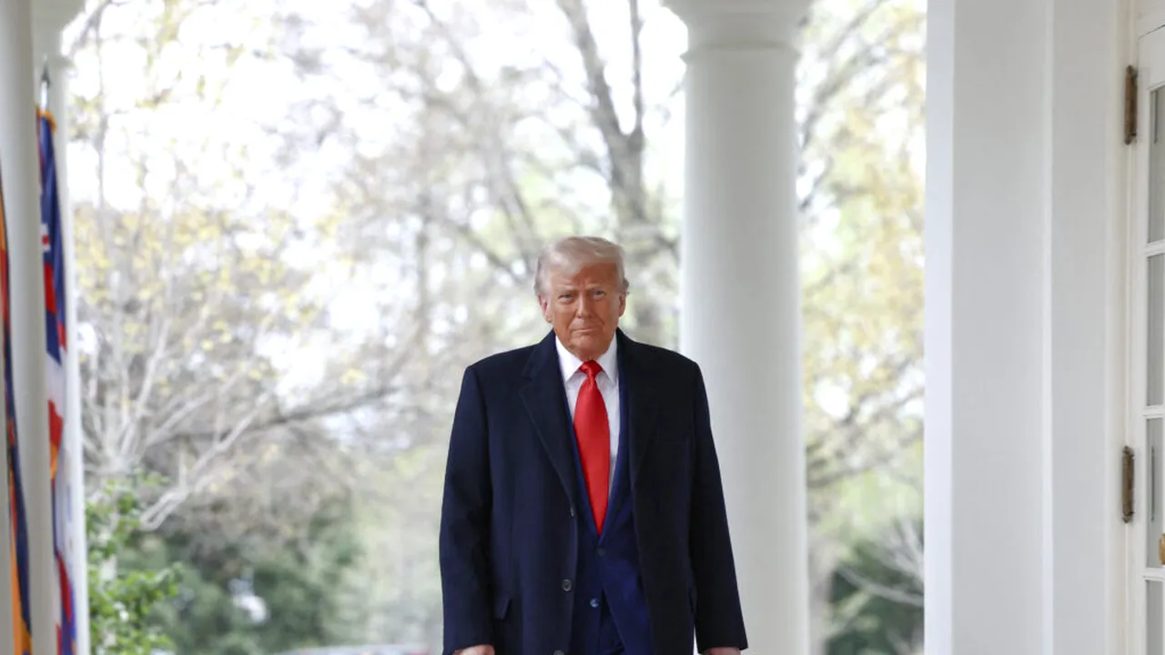 Trump nu se lasă: A anunțat tarife „majore” și pentru produsele farmaceutice