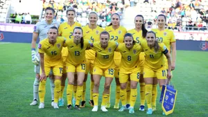 Naționala feminină de fotbal, alături de victimele violenței de gen
