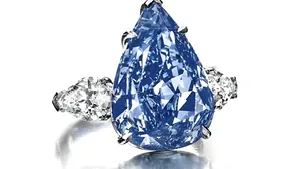 Un diamant albastru spectaculos, estimat la 21-25 de milioane de dolari, scos la licitaţie la Geneva