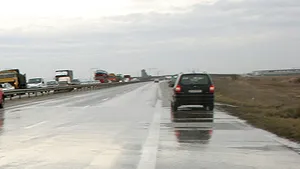 Ceaţă în vestul ţării şi polei în Dobrogea